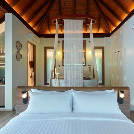 Villa Zolitude Resort & Spa - Sha Extra Plus Чалонг Екстериор снимка